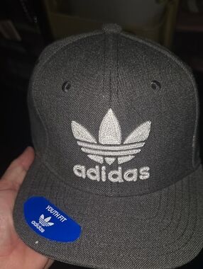 adidas Kids Grey Trefoil Snapback Cap